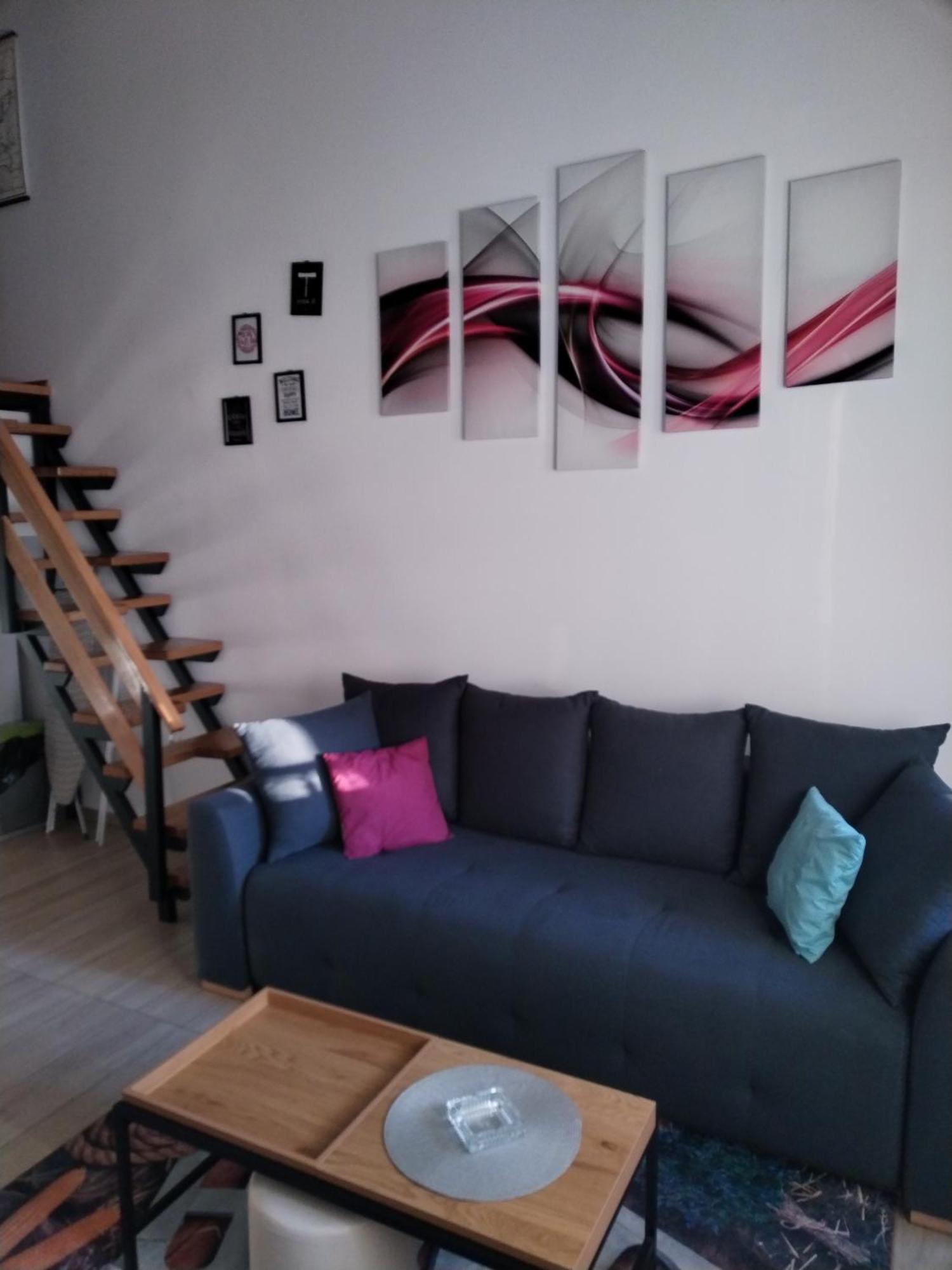 Apartman Stimac Petrovaradin Exteriör bild